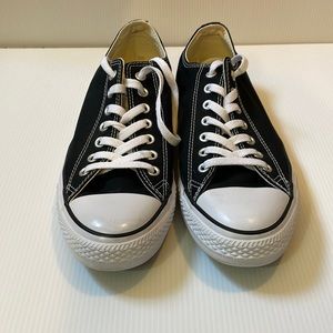 Converse Black Men’s Size 10